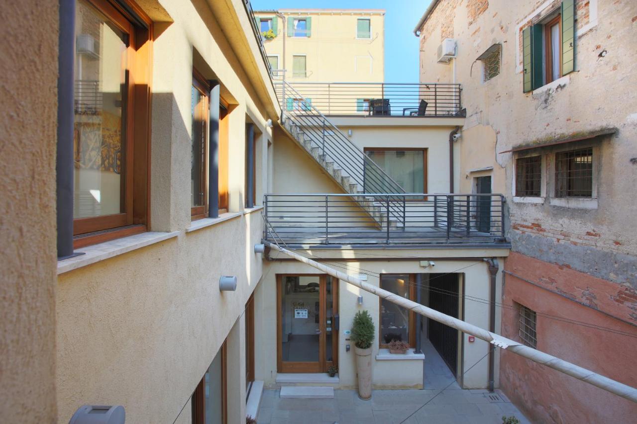Ca' Pozzo Guest house 3*