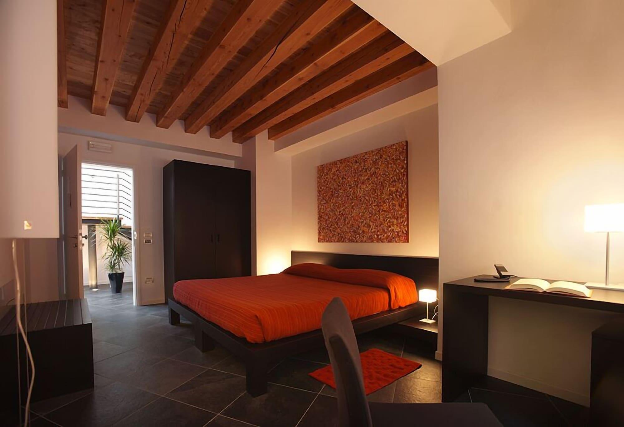 Ca' Pozzo Guest house