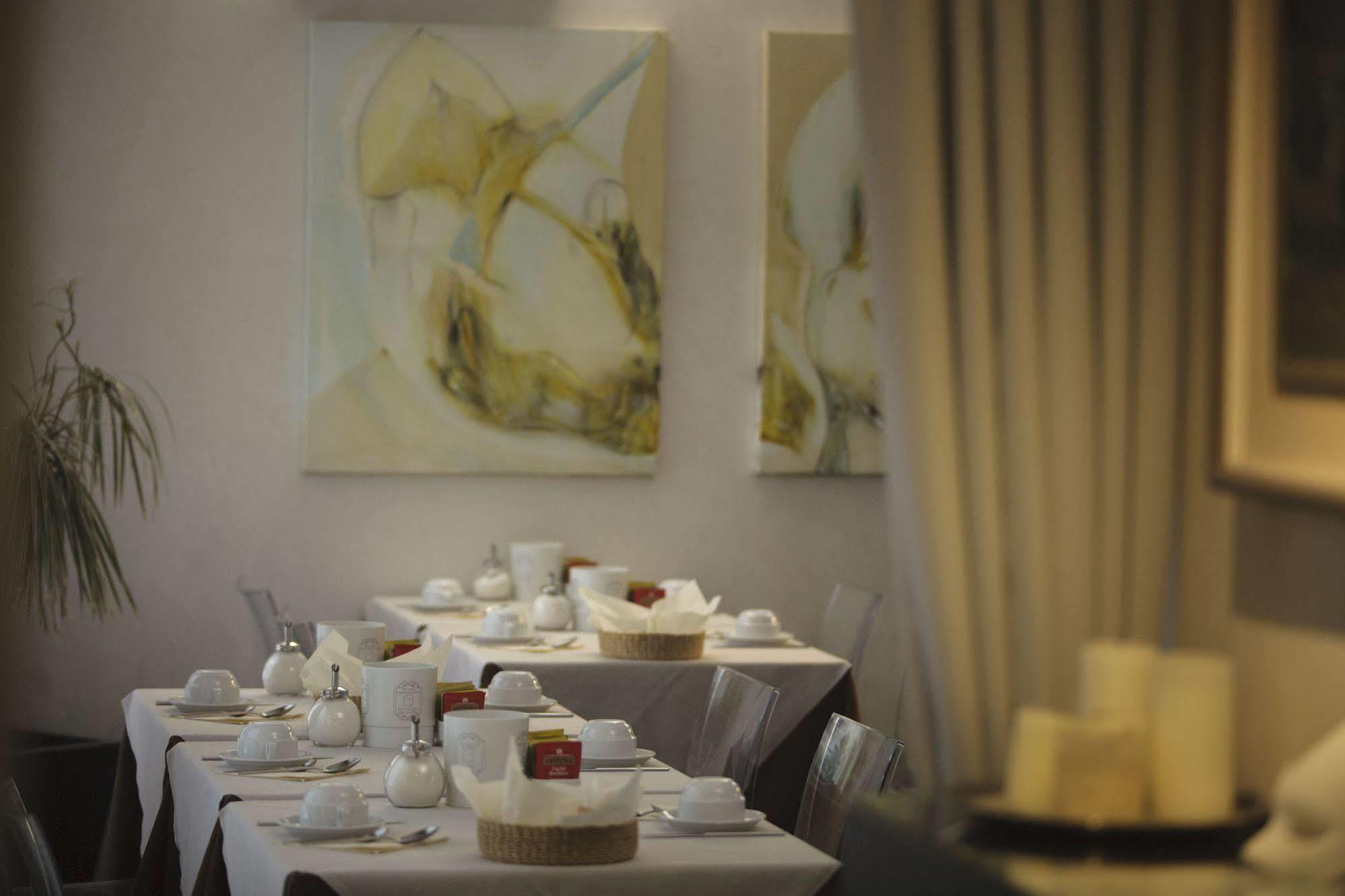 Ca' Pozzo Guest house 3*